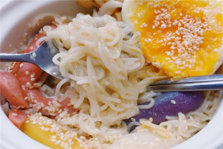 偶萌泡面小食堂